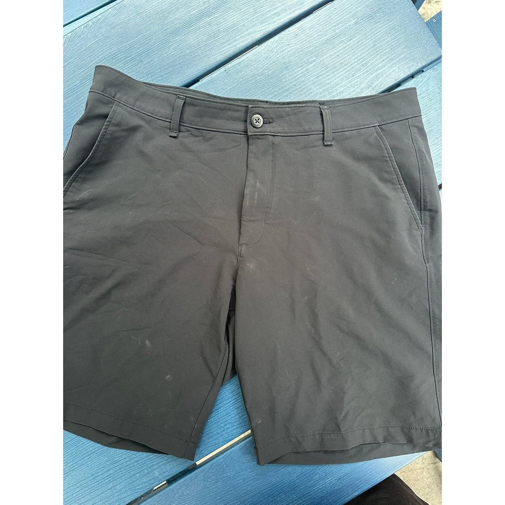 Under Armour Mens Golf Shorts Black Size 38 Flat Front Performance Activewear